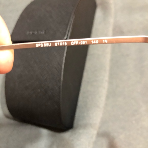 Prada sunglasses - Picture 5 of 5